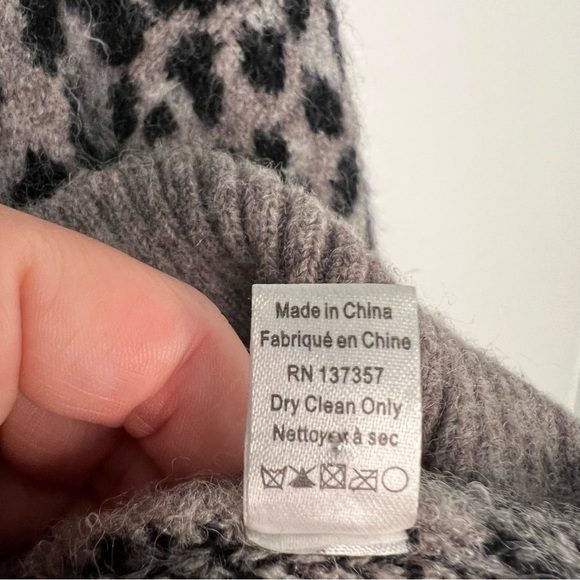 Marissa Webb Nelli Leopard Crewneck Pullover extra small - Picture 10 of 10